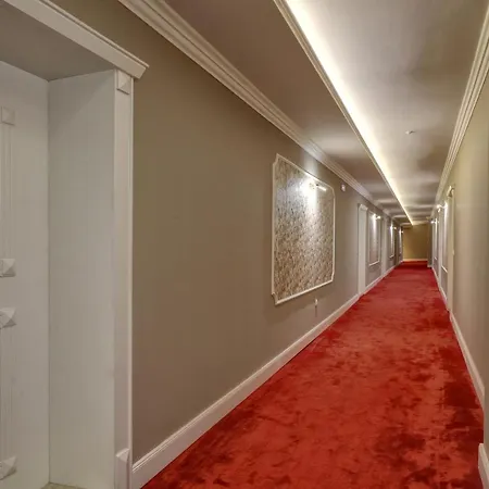 Luxury Center In Grand Karavel *