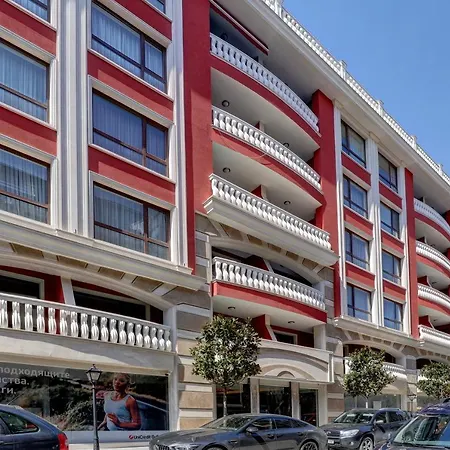 Luxury Center In Grand Karavel Apartman