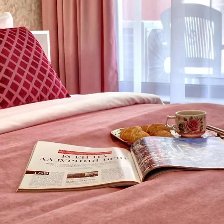 Luxury Center In Grand Karavel Apartment Warna