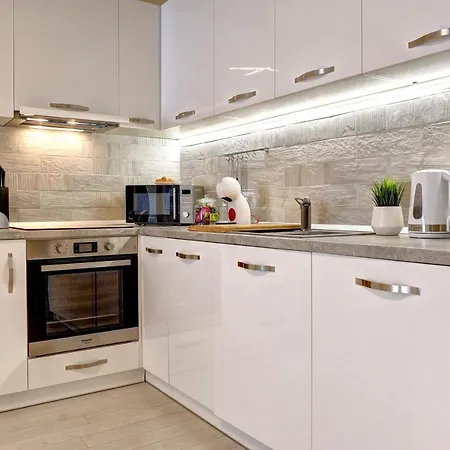 Luxury Center In Grand Karavel *